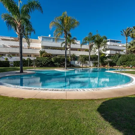 Altos De Banus V Apartment *